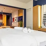 Si Apartahotel 4*