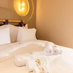 Si 4* Tirana
