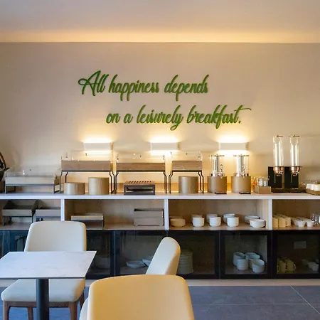 Si Aparthotel