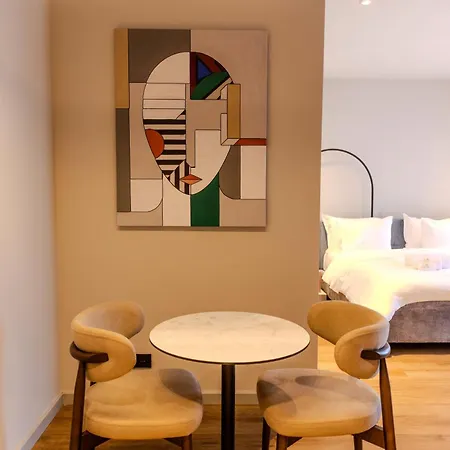 Hotel apartamentowy Si Tirana