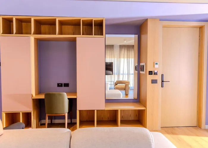 Si Aparthotel