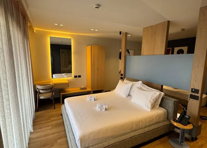 Hotel apartamentowy Si Tirana