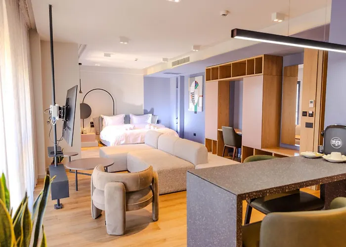 Si Aparthotel Tirana