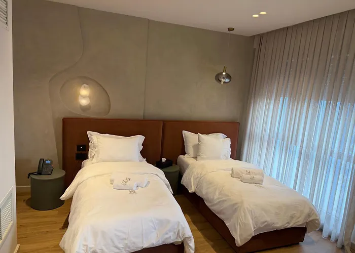 Aparthotel Si Tirana